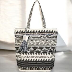 Fabulous MJ Black White Tribal Boho Tote Bag Large Pom Pom Tassel NWT
